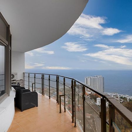 Pearl 45 Panoramic Sea View Apartment โอเดสซา ภายนอก รูปภาพ